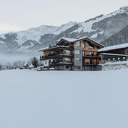 Biohof Ebengut Aparthotel Maria Alm am Steinernen Meer Eksteriør bilde
